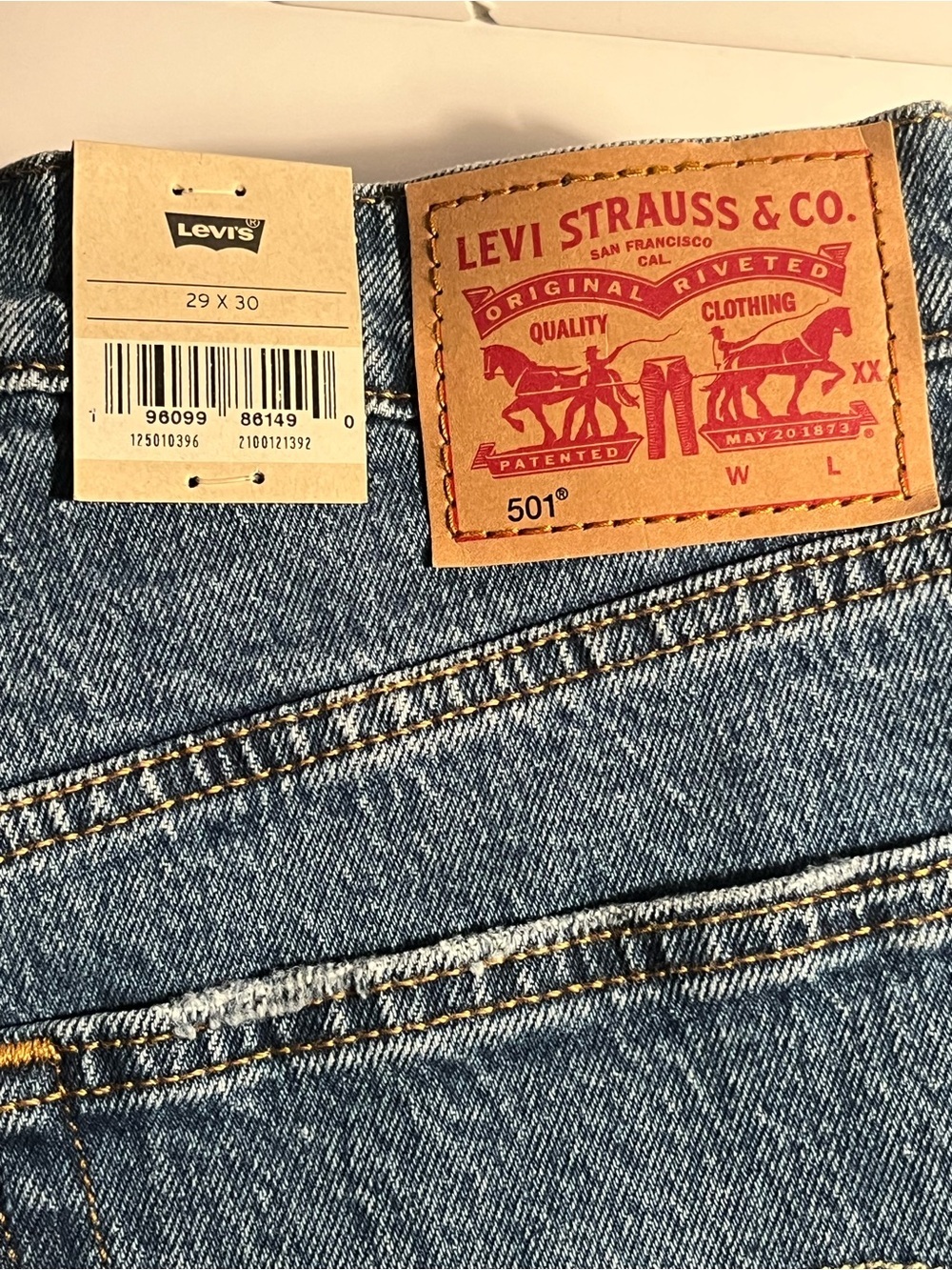 LEVIS 501 Blue Jeans NWT 💋💋💋 - Picture 2 of 8